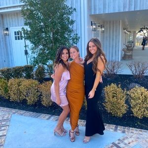 Norma Kamali XXS/32, worn 1 time